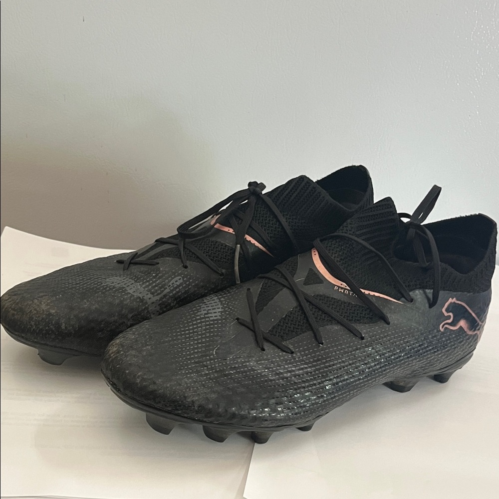 Puma Men's Future 7 Pro Cleats - size 8.5 men’s